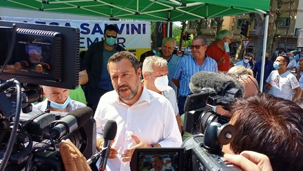 La Lega &egrave; ambigua sul green pass: scontro in maggioranza