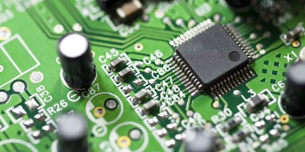 La crisi dei microchip investe il settore auto 