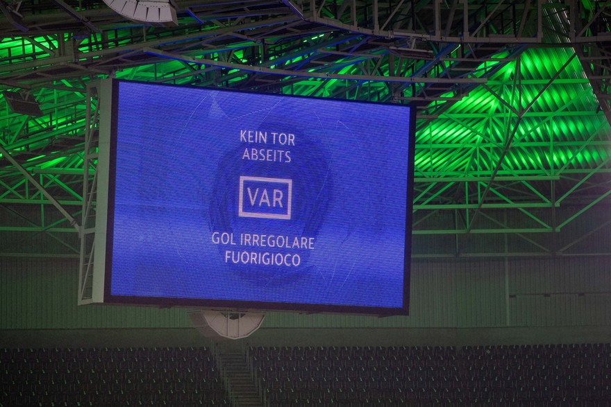 Var maxischermo