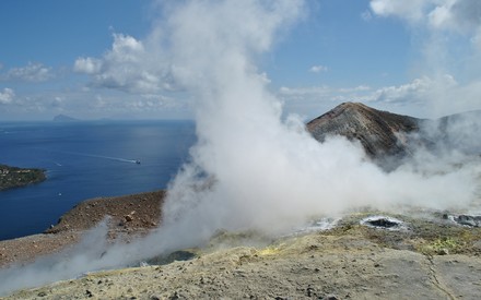 Stasera l'isola Vulcano sarà evacuata 