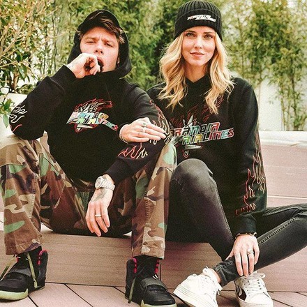 L’indifferenza e gli auguri di Natale. Anche ai Ferragnez