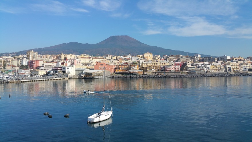 mare napoli.jpg