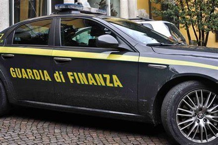 Napoli: pasta e farina per coprire traffico di droga