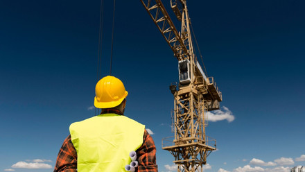 Lavoro: Aumentano denunce infortuni ma la tendenza è al ribasso