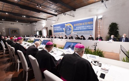 Dalla pace alla guerra: i vescovi restano senza parole