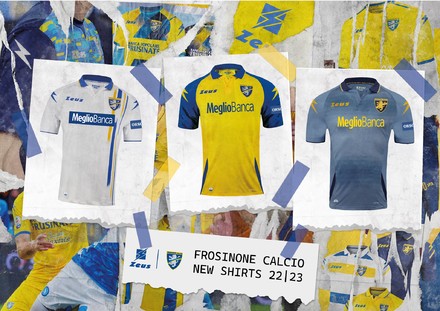 Le maglie celebrative a mo&rsquo; di sfott&ograve;