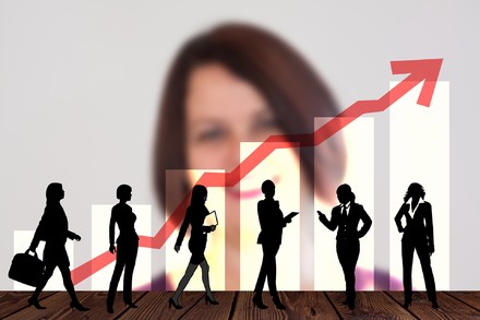 Donna leader a chi? Le altre Meloni nel mondo