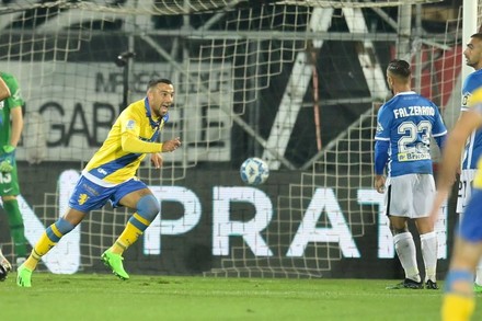 Un finale thrilling condanna e salva il Frosinone