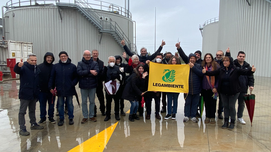 legambiente in visita al'impianto biodigestione anaerobica pontinia.jpg