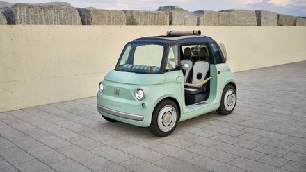 Fiat 500 festeggia il compleanno con il lancio di Topolino e 600e