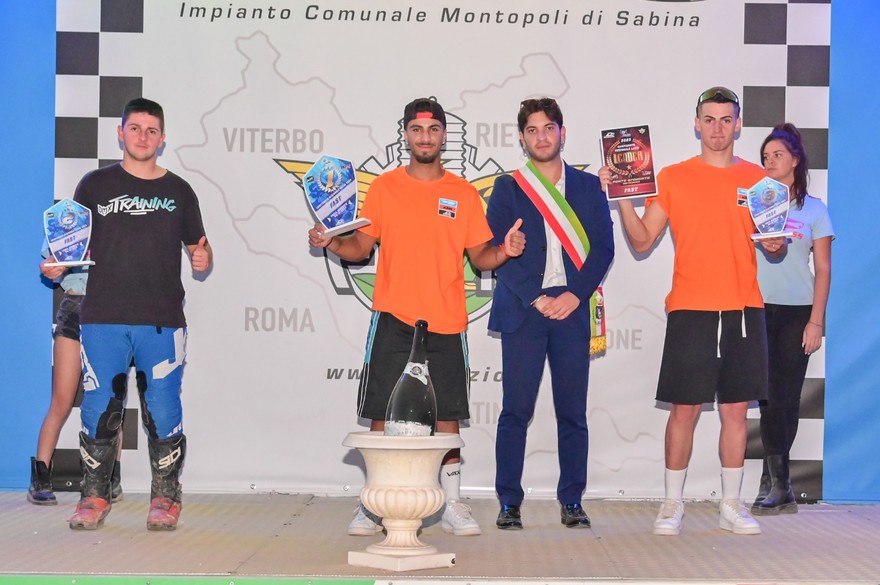 pulvirenti primo e pecorilli terzo.jpg