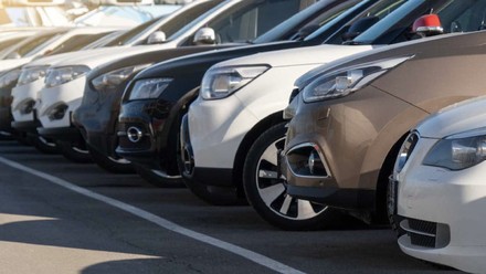 Immatricolazioni auto ancora con il segno pi&ugrave; ad ottobre