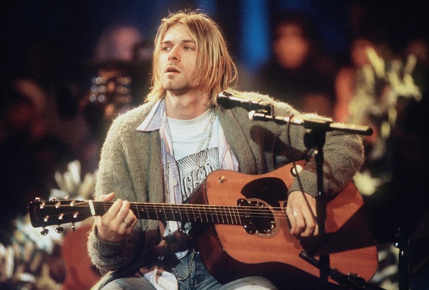 Kurt Cobain durante il concerto unplugged di MTV