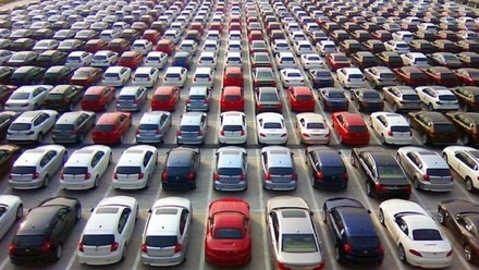 Auto: impennata delle vendite ad aprile