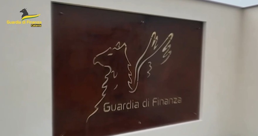 Finanza Catania.jpg