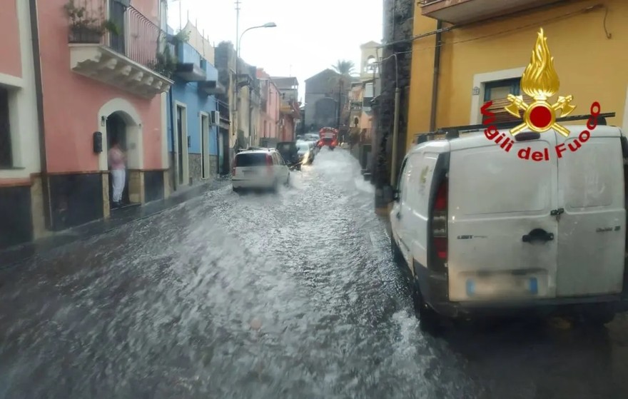 maltempo nubifragio sicilia.jpg