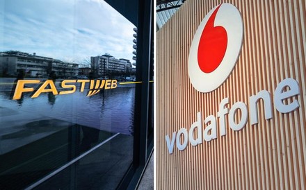 Swisscom acquista Vodafone Italia e diventa tutt'umo con Fastweb