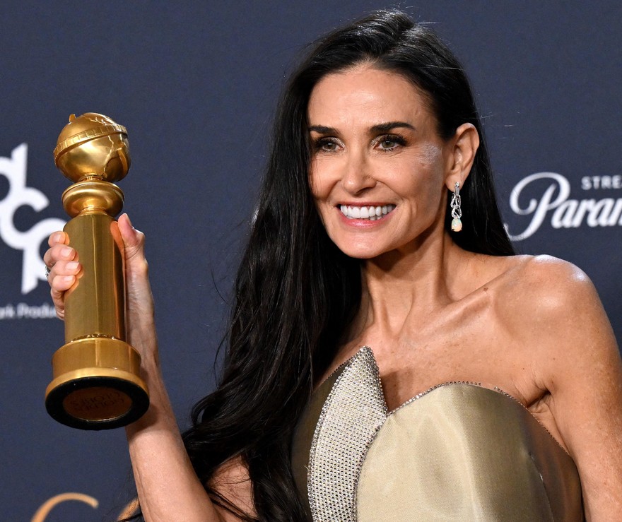 demimoore_goldenglobes