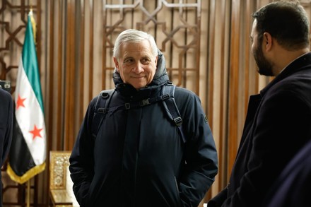 Siria, Tajani a Damasco: incontro con al-Jawlani al via