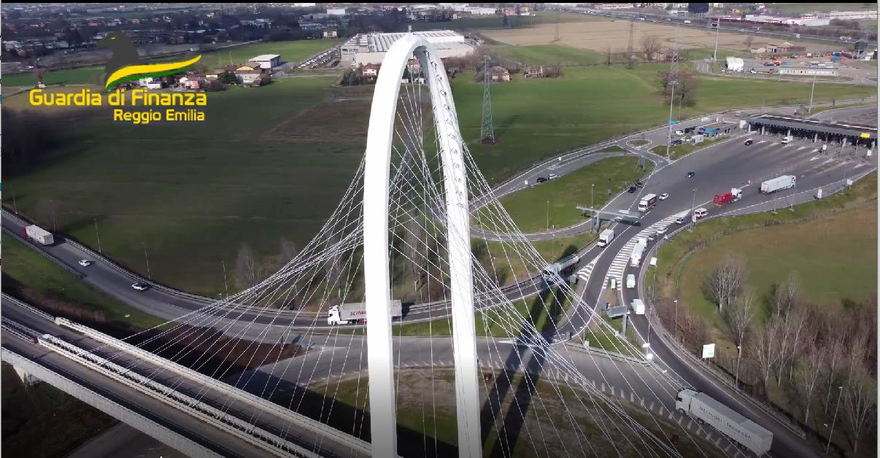 FRAME COMUNICATO SHORT.PNG