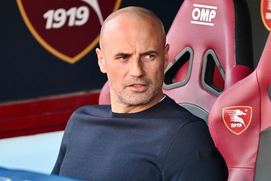 Mister Paolo Bianco all'Arechi.jpeg