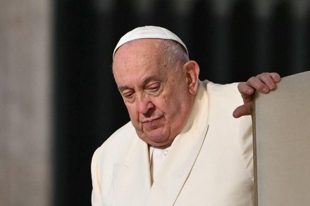 Ancora una notte serena per il Papa, spunta ottimismo