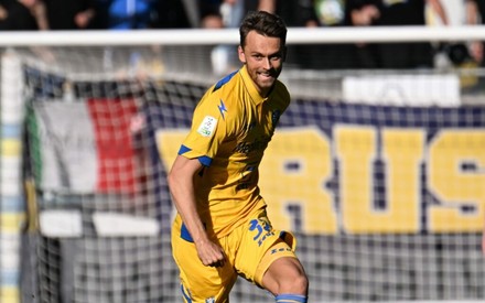 Frosinone, un brutto secondo tempo impone il pari