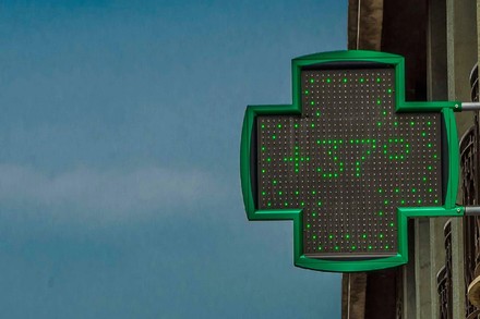 Temperature in salita, poi arriva la grandine