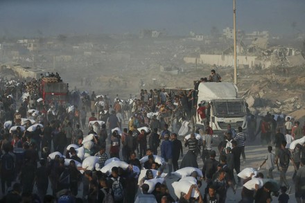 Gaza, da oggi pause umanitarie e corridoi per aiuti