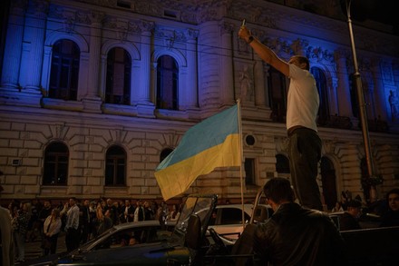 Ucraina, l'incontro Putin-Zelensky si allontana